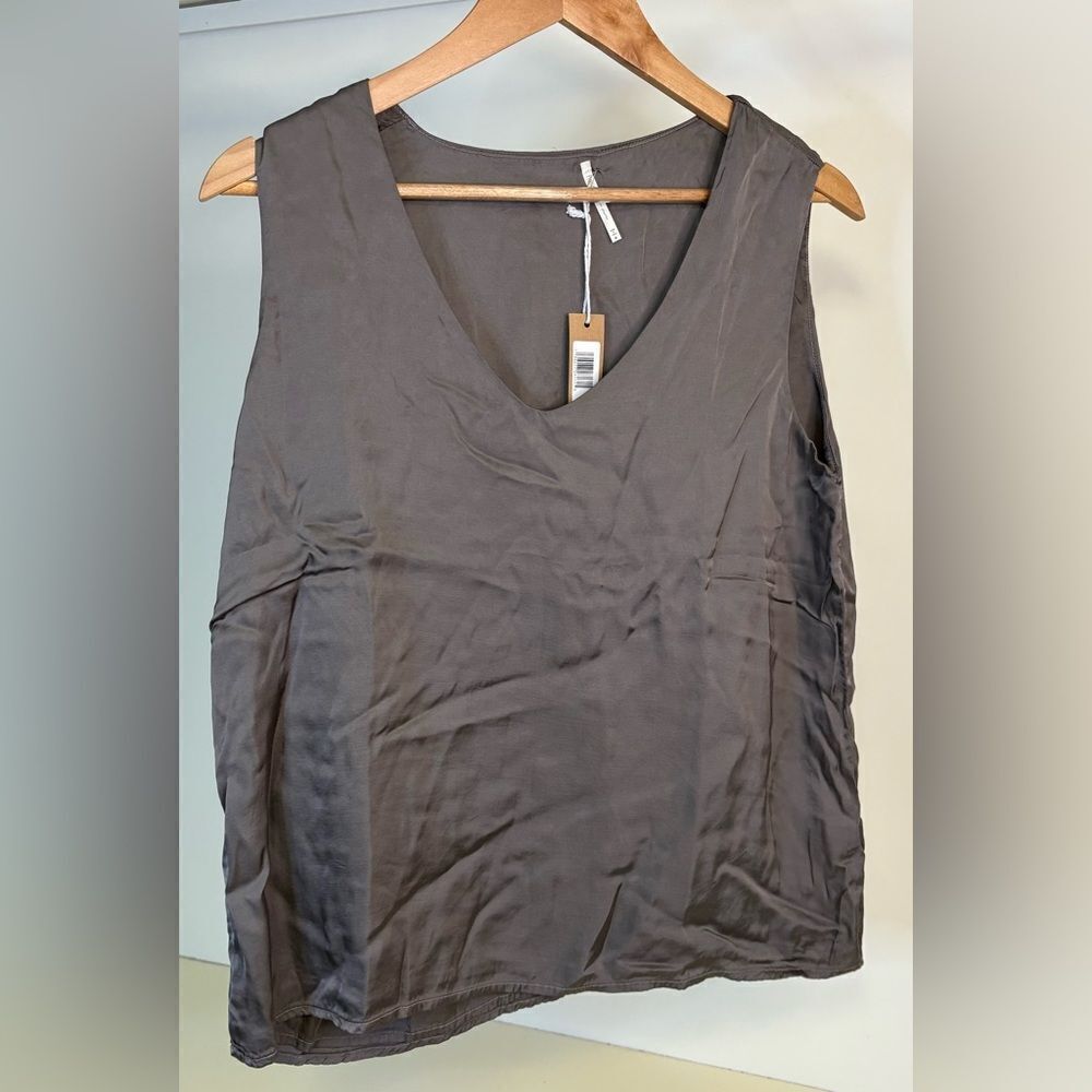 NWT Medium Hello Nite Rayon Double layered Grey Tank